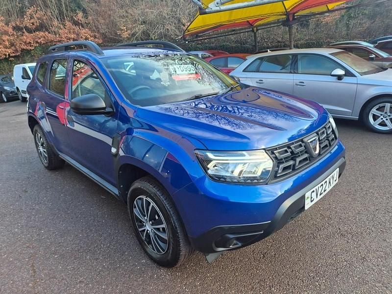 Second-hand Dacia Duster Essentiel 100 CP (73 kW) 2022 Albastru Hatchback