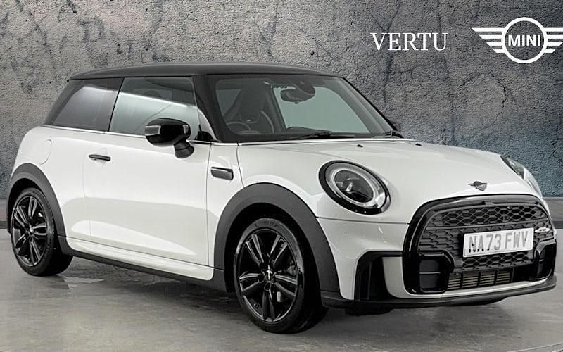 Used Mini Cooper Hatch 136 HP (100 kW) 2022 White Hatchback