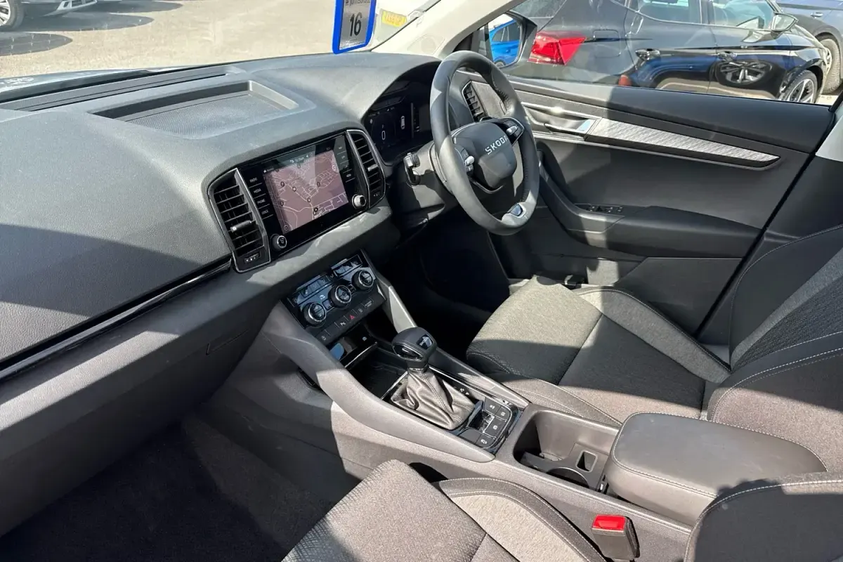 Used Skoda Karoq SE 150 HP (110 kW) 2025 Silver SUV