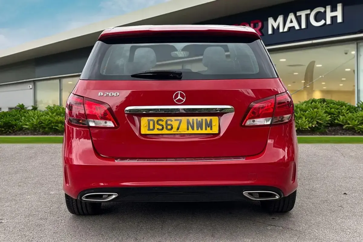 Used Mercedes B200 AMG line 2017 Red Hatchback