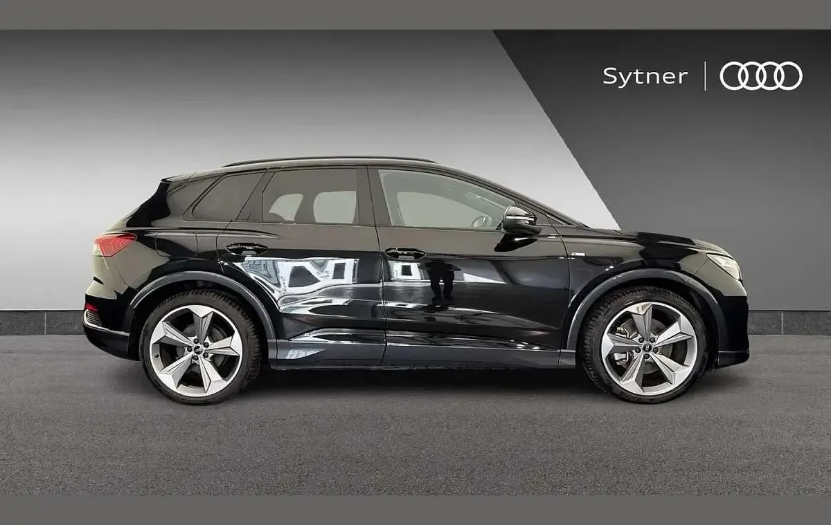 Used Audi Q4 e-tron Black Edition 206 kW (281 HP) 2025 Black SUV
