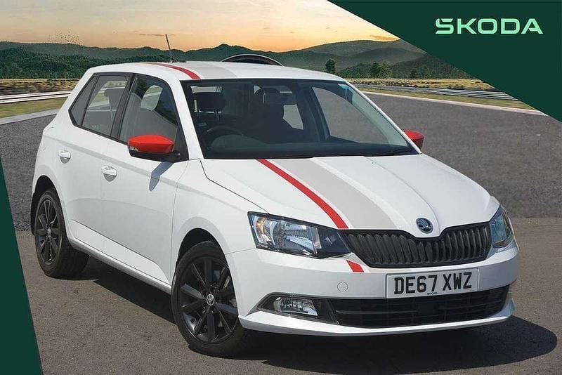 Moon white metallic Used 2017 Skoda Fabia Hatchback | £10,995 (Fair price) - Image 1/4