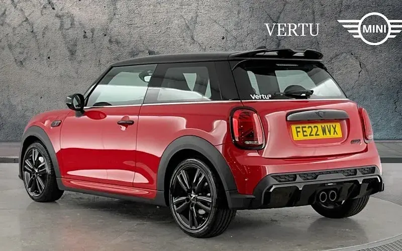 Used Mini Cooper S Sport 178 HP (130 kW) 2022 Red Hatchback