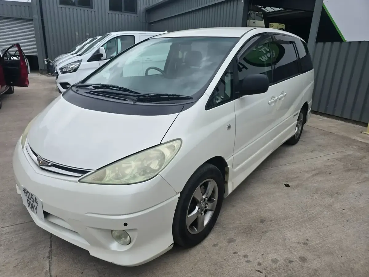 Usado Toyota Estima 2016 Blanco