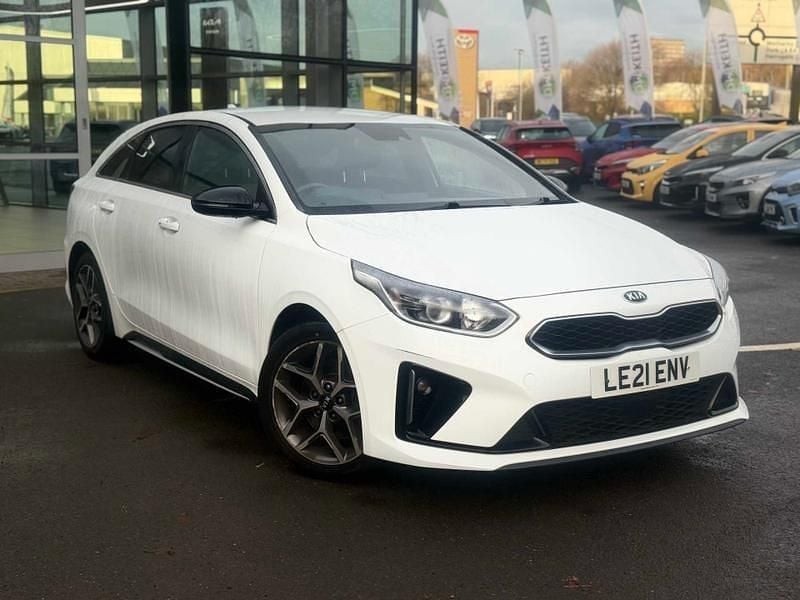Fusion white Used 2021 Kia ProCeed GT-Line Estate | £14,250 (Good price) - Image 1/4