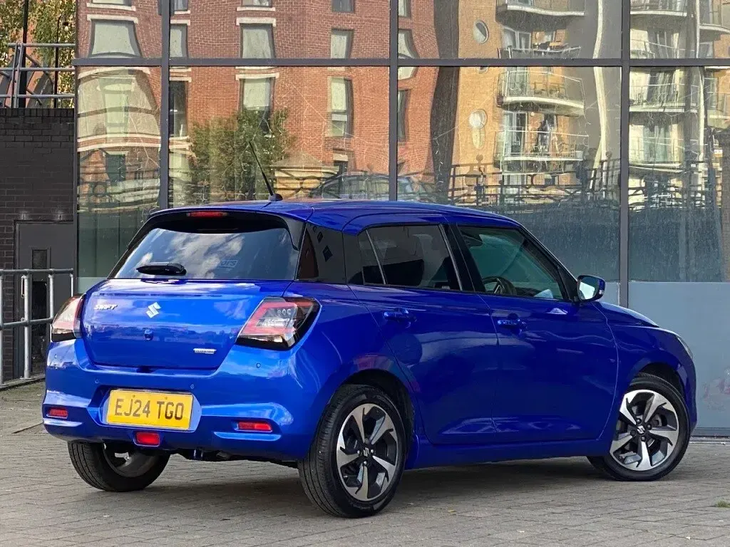 Used Suzuki Swift 82 HP (60 kW) 2024 Blue Hatchback