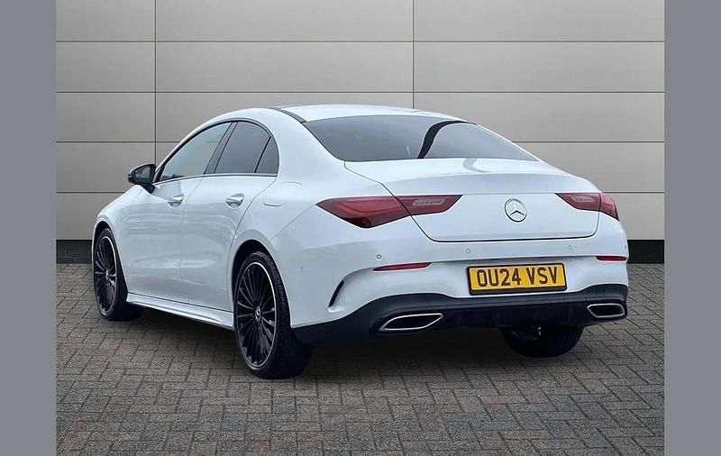 Used Mercedes CLA200 AMG Line Premium Plus 161 HP (118 kW) 2024 White Coupe
