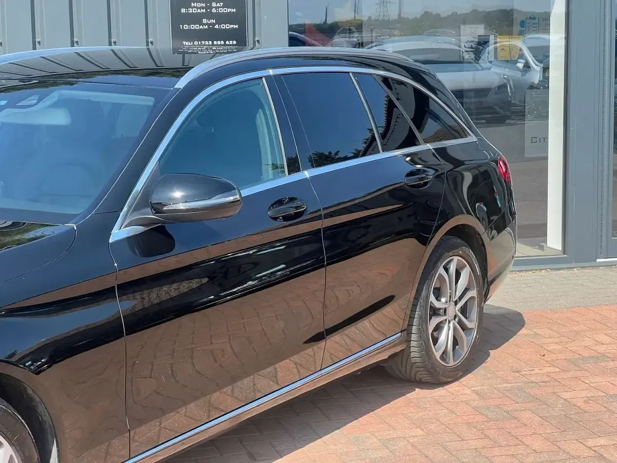 Used Mercedes C350e 2016 Black Estate