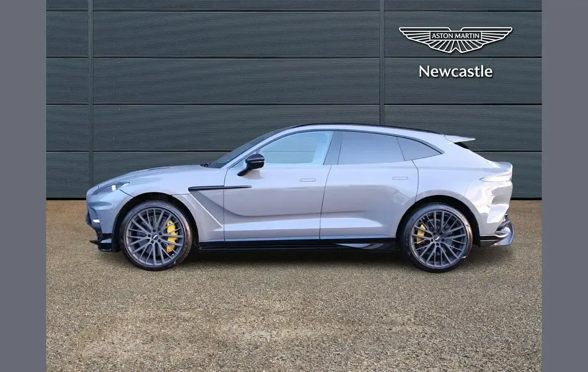 Used Aston Martin DBX 707 697 HP (512 kW) 2024 Grey SUV