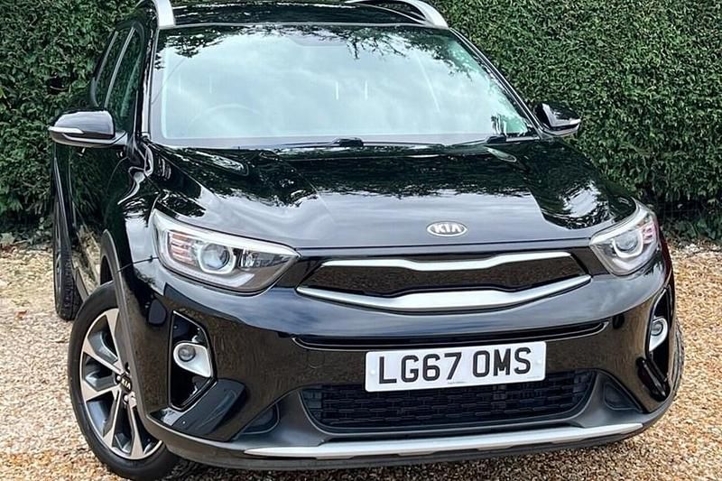 Black Used 2017 Kia Stonic 2 SUV | £7,876 (A bit pricey) - Image 1/1