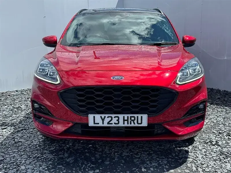 Used Ford Kuga ST-Line X 225 HP (165 kW) 2023 Red SUV