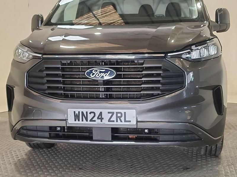 Used Ford Transit Custom Limited 136 HP (100 kW) 2024 Grey Van