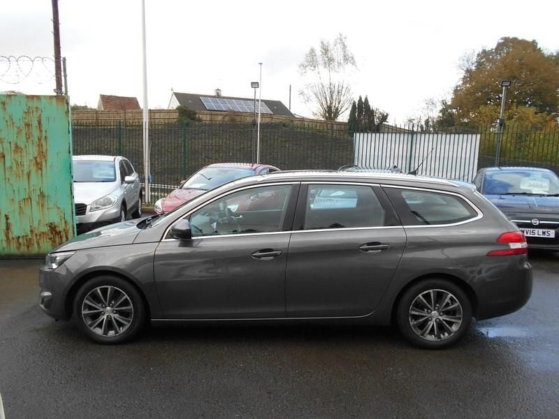 Used Peugeot 308 Allure 2017 Grey Estate