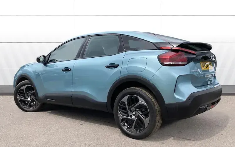 Used Citroën C4 PureTech 101 HP (74 kW) 2024 Blue SUV