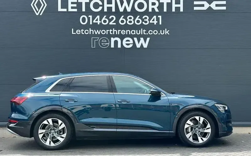 Used Audi e-tron Design 300 kW (408 HP) 2020 SUV