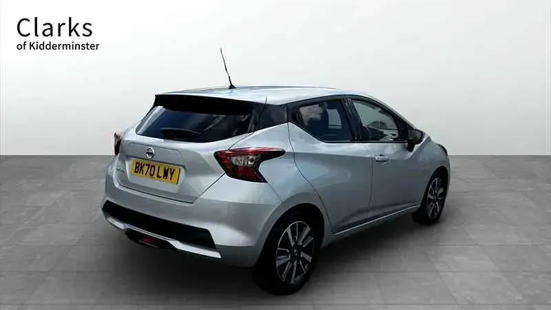 Used Nissan Micra Tekna 100 HP (73 kW) 2020 Silver Hatchback
