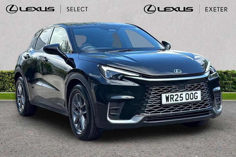 Used Lexus LBX 136 HP (100 kW) 2025 Eclipse black SUV