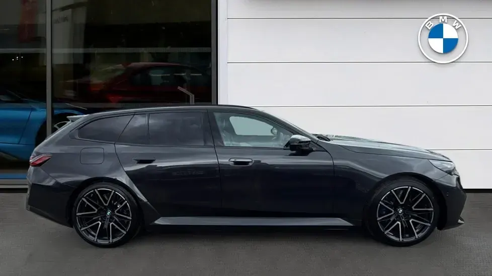 Used BMW M5 Comfort Edition 717 HP (527 kW) 2025 Grey Estate