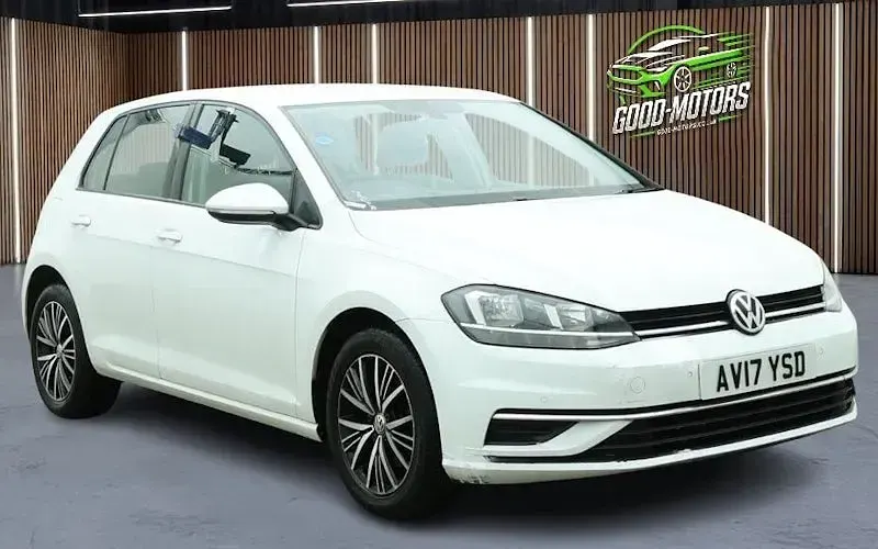 Used VW Golf VII SE 116 HP (85 kW) 2018 Hatchback