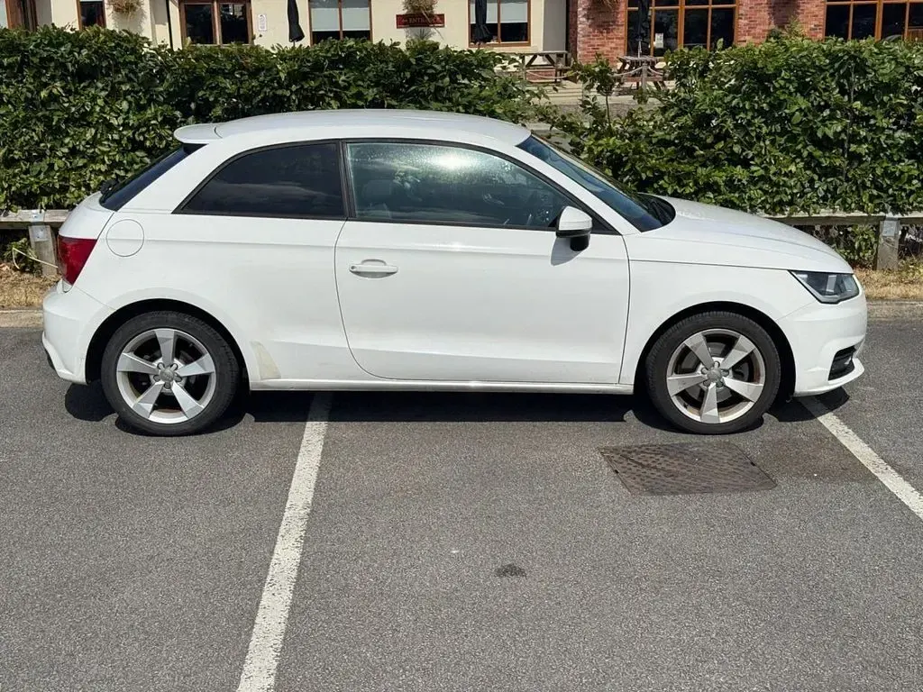Used Audi A1 Sport 116 HP (85 kW) 2017 White Hatchback