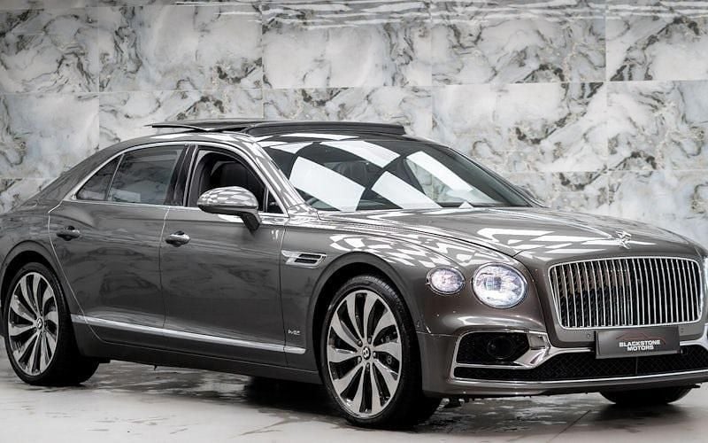Used 2022 Bentley Flying Spur Sedan | £104,989 - Image 1/4