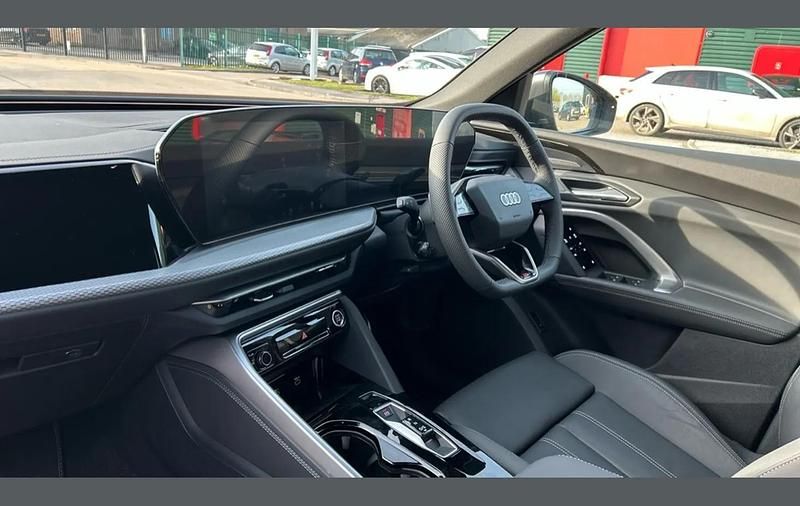 Used Audi Q5 S-Line 268 HP (197 kW) 2026 Grey SUV