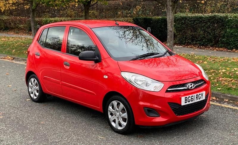 Red Used 2011 Hyundai i10 Classic Hatchback | £1,695 (Fair price) - Image 1/4