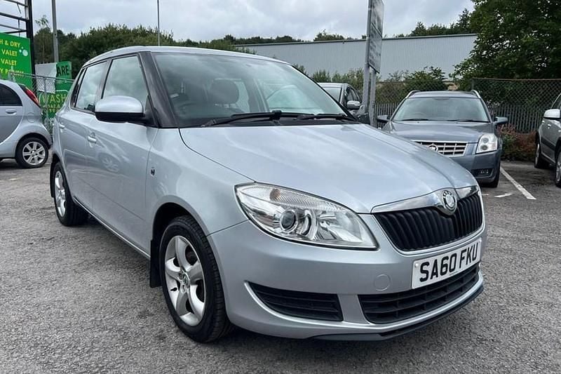 Used Skoda Fabia SE 86 HP (63 kW) 2010 Silver Hatchback