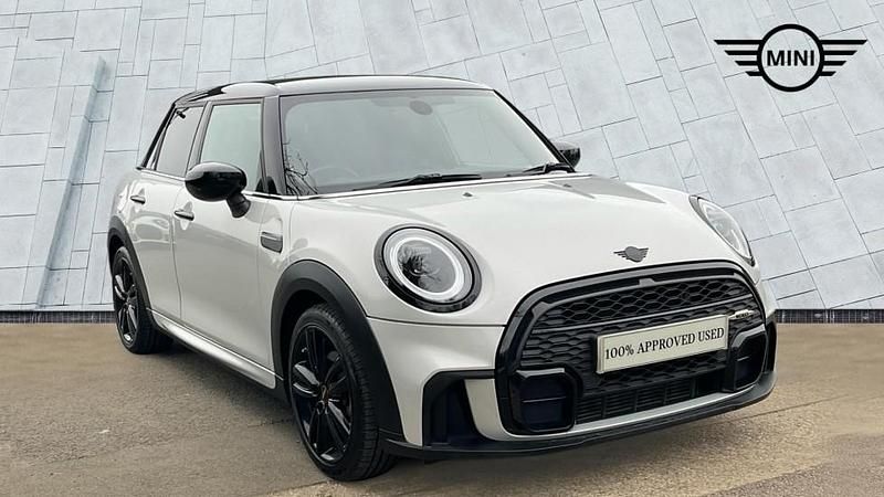 Used Mini Cooper Hatch 134 HP (98 kW) 2022 Silver Hatchback