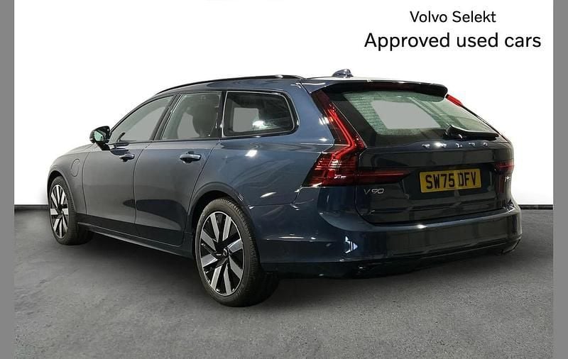 New Volvo V90 Plus 345 HP (253 kW) 2025 Blue Estate