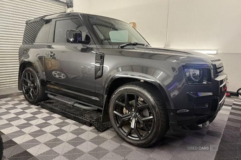 Used 2024 Land Rover Defender HSE Dynamic Hatchback | £68,995 (Fair price) - Image 1/1