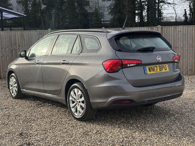 Used Fiat Tipo Easy Plus 95 HP (69 kW) 2017 Grey Estate