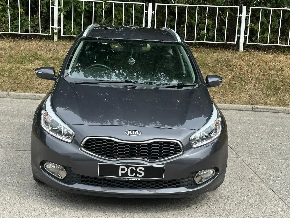 Used Kia Ceed 2015 Silver Hatchback