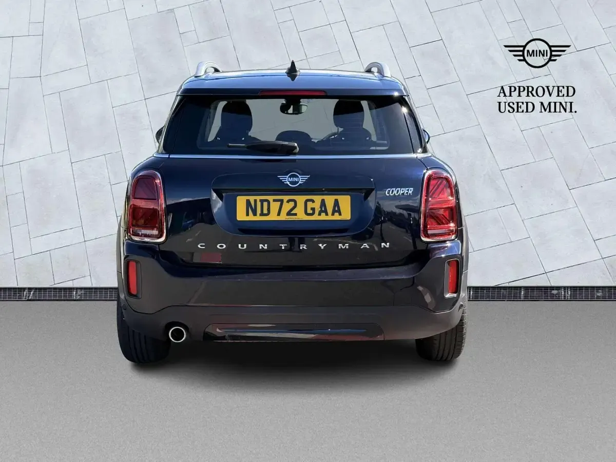 Używany Mini Cooper Countryman Classic 134 KM (98 kW) 2022 Czarny SUV