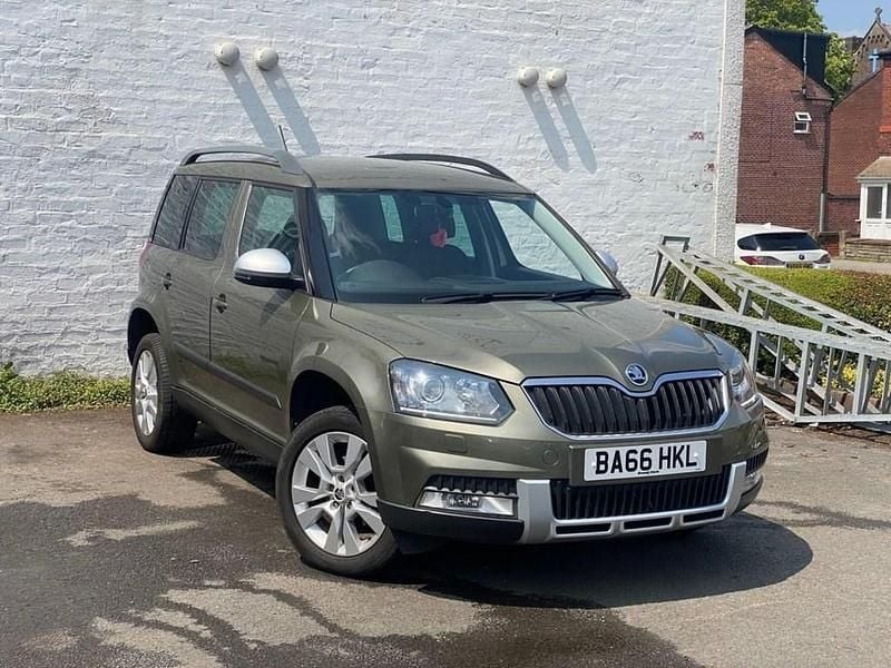 Green Used 2017 Skoda Yeti SE L SUV | £11,674 (Good price) - Image 1/4