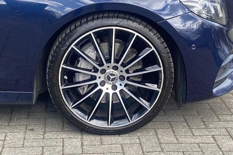 Used Mercedes E220 AMG line 194 HP (142 kW) 2020 Blue Sedan