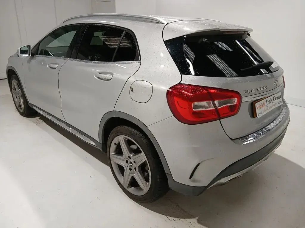 Used Mercedes GLA200 AMG line 136 HP (100 kW) 2017 Silver SUV