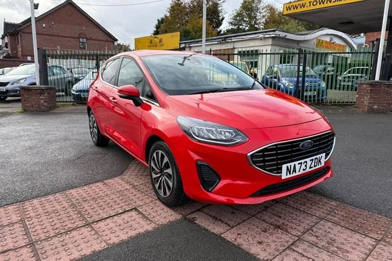 Used Ford Fiesta Titanium 125 HP (91 kW) 2023 Red Hatchback