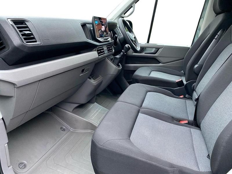 Used VW Crafter 140 HP (102 kW) 2024 Grey Van