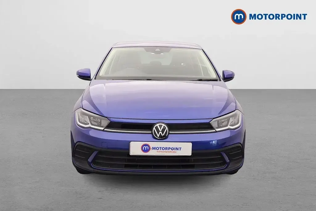 Begagnad VW Polo Life 2024 Blå Halvkombi