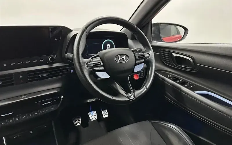 Used Hyundai i20 204 HP (150 kW) 2022 Red Hatchback