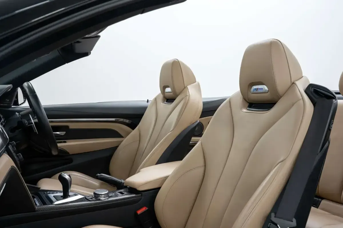 Używany BMW M4 Cabriolet Luxury Line 2016 Czarny Kabriolet