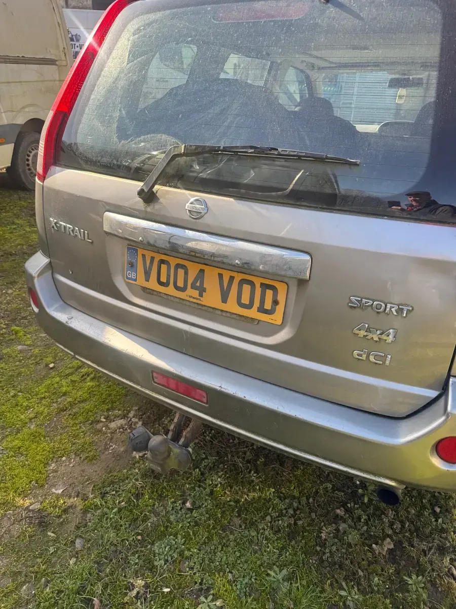 Used Nissan X-Trail 136 HP (100 kW) 2004 Silver SUV