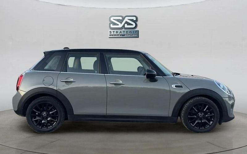 Used Mini Cooper Classic 136 HP (100 kW) 2019 Grey Hatchback