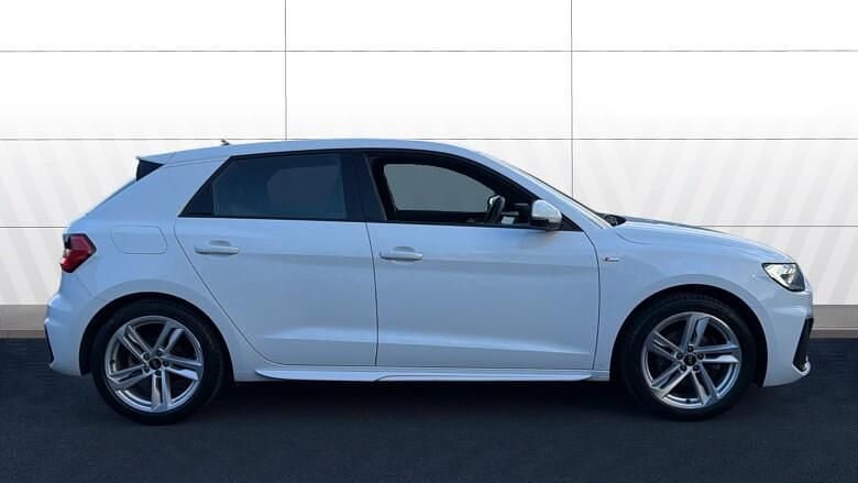 Used Audi A1 S-Line 110 HP (80 kW) 2023 White SUV
