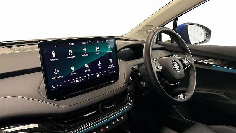 Used Skoda Enyaq iV Suite 97 kW (132 HP) 2022 Race blue metallic SUV