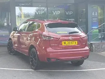 Used Nissan Qashqai N-TEC 140 HP (102 kW) 2020 Red SUV