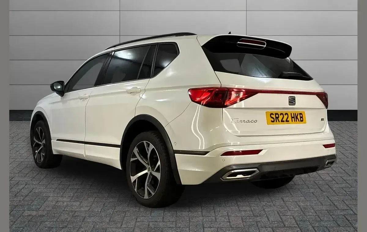 Used Seat Tarraco FR 150 HP (110 kW) 2022 White SUV