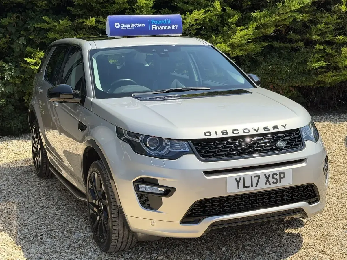 Used Land Rover Discovery Sport HSE Dynamic 180 HP (132 kW) 2017 Gold SUV