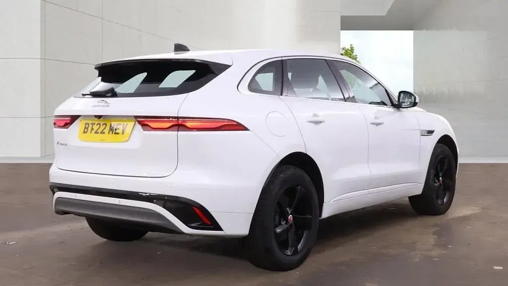 Used Jaguar F-Pace R-Dynamic 2022 White SUV